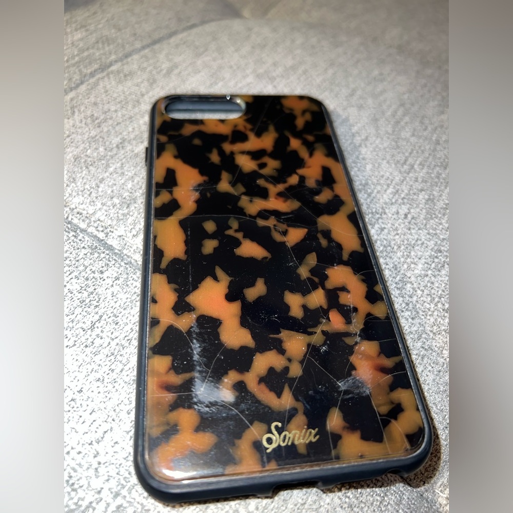 Tortoise iPhone 8 Plus case. Sonix.